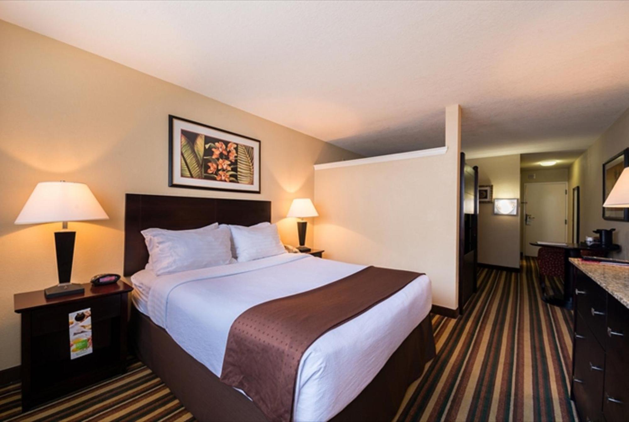 Holiday Inn & Suites Orlando Sw - Celebration Area By Ihg Kissimmee Eksteriør billede